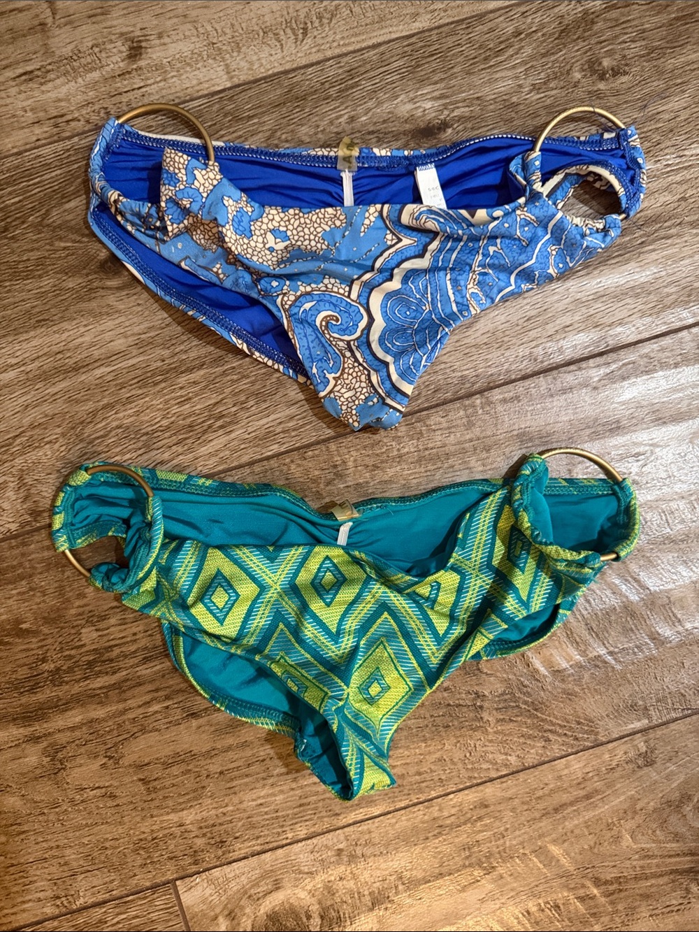 Vitamin A bikini bottoms sz Small
